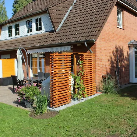 An Der Grenze Zu Hamburg Zentrale Lage