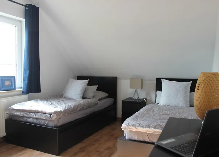 An Der Grenze Zu Hamburg Zentrale Lage * Neu Wulmstorf